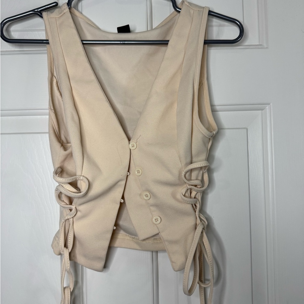 SHEIN Cream Lace-Up Tank Top